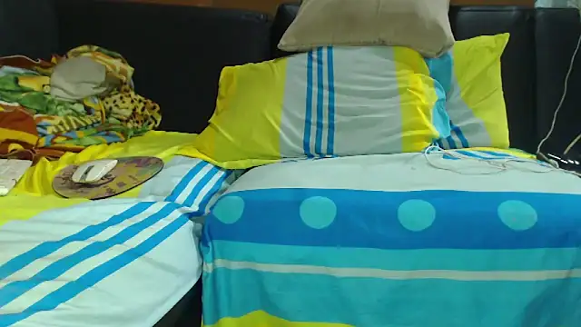 sexyblackxx12 online show from November 11, 2025, 5:51 am