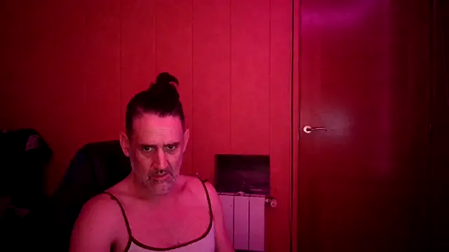 Snapshot of Lia_Y_PatrickX chatting on December 16, 2024, 2:38 pm Lia Y PatrickX online show from December 16, 2024, 2:38 pm