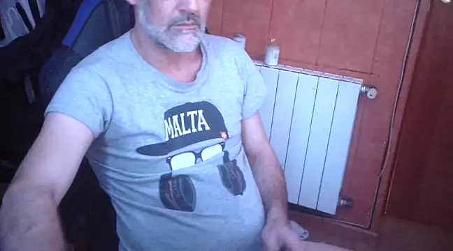 Snapshot of Lia_Y_PatrickX chatting on December 22, 2024, 2:38 pm Lia Y PatrickX online show from December 22, 2024, 2:38 pm