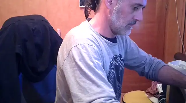 Snapshot of Lia_Y_PatrickX chatting on January 13, 2025, 7:53 pm Lia Y PatrickX online show from January 13, 2025, 7:53 pm