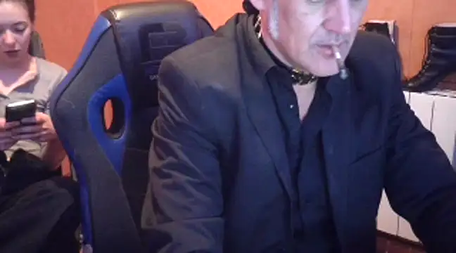 Snapshot of Lia_Y_PatrickX chatting on March 16, 2025, 7:17 pm Lia Y PatrickX online show from March 16, 2025, 7:17 pm