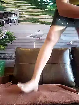 zizi public online show from January 16, 2025, 8:33 am