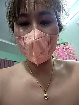 zizi public online show from February 18, 2025, 2:59 am