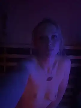 KissMysAssXoXo online show from January 31, 2025, 5:30 am