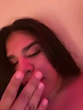 Snapshot of Badkittykim chatting on December 22, 2024, 4:17 pm Badkittykim online show from December 22, 2024, 4:17 pm