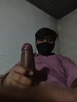 Snapshot of Pussy_lover_33 chatting on February 28, 2026, 3:35 pm Pussy lover 33 online show from February 28, 2026, 3:35 pm