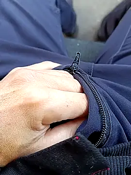 Snapshot of vadszex31 chatting on September 29, 2025, 7:24 am vadszex31 online show from September 29, 2025, 7:24 am