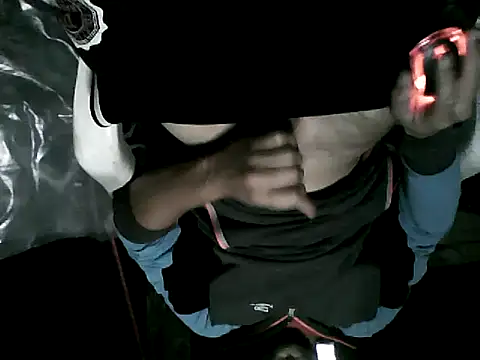 Snapshot of vadszex31 chatting on October 6, 2025, 2:58 pm vadszex31 online show from October 6, 2025, 2:58 pm