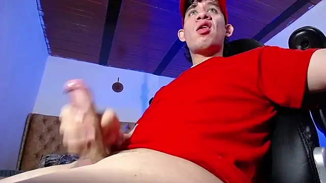 cute eidenx online show from February 19, 2026, 3:35 am