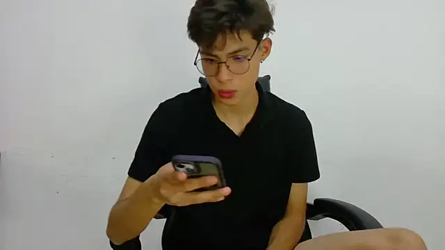 Snapshot of Jacotnk chatting on February 1, 2025, 5:07 am Jacotnk online show from February 1, 2025, 5:07 am