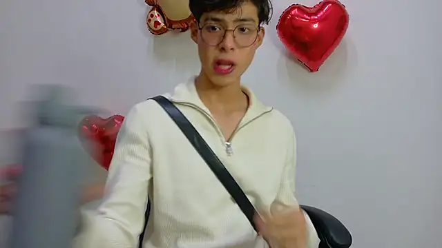 Snapshot of Jacotnk chatting on February 5, 2025, 5:20 am Jacotnk online show from February 5, 2025, 5:20 am