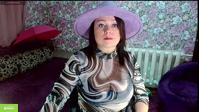 Snapshot of Julia-ru chatting on June 2, 2026, 8:55 pm Julia-ru online show from June 2, 2026, 8:55 pm