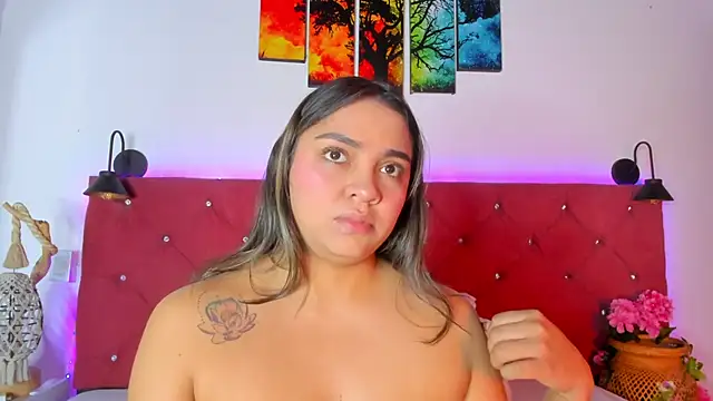 Snapshot of Abril_Gomez06 chatting on September 28, 2025, 3:01 am Abril Gomez06 online show from September 28, 2025, 3:01 am