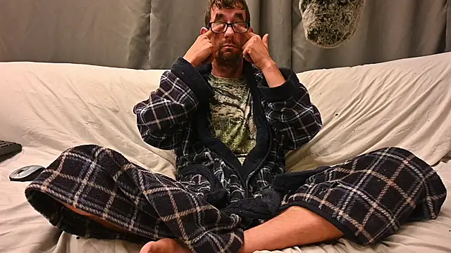 joeiandola online show from September 29, 2025, 8:24 pm