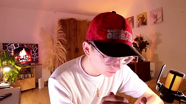 Mr evan1 online show from September 29, 2025, 4:34 pm