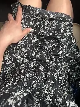 Snapshot of May-Squirt chatting on March 13, 2025, 5:33 am May-Squirt online show from March 13, 2025, 5:33 am