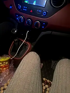 Snapshot of May-Squirt chatting on October 23, 2025, 6:28 pm May-Squirt online show from October 23, 2025, 6:28 pm