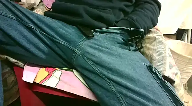 Giulio35 Pika online show from December 9, 2024, 6:45 am