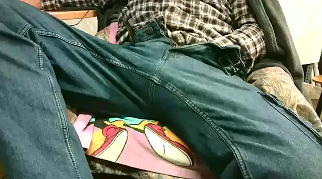 Giulio35 Pika online show from December 22, 2024, 7:11 am