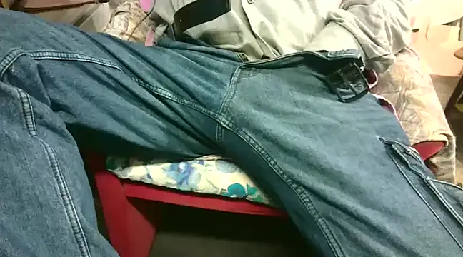 Giulio35 Pika online show from December 26, 2024, 6:09 am