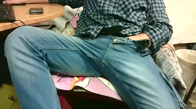 Giulio35 Pika online show from January 7, 2025, 5:53 pm