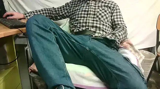 Giulio35 Pika online show from February 23, 2025, 3:08 pm