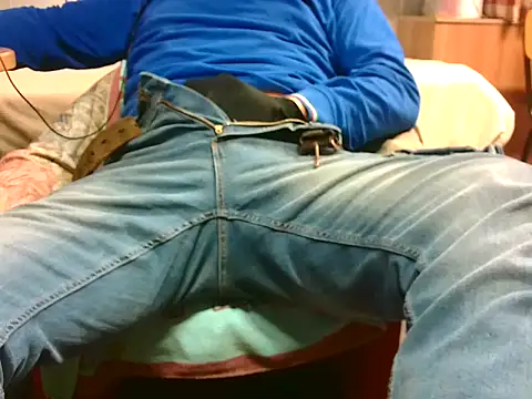 Giulio35 Pika online show from March 27, 2026, 5:57 am