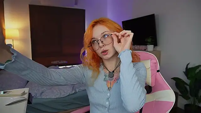 Snapshot of juicyshow_ chatting on September 13, 2025, 2:44 am juicyshow online show from September 13, 2025, 2:44 am