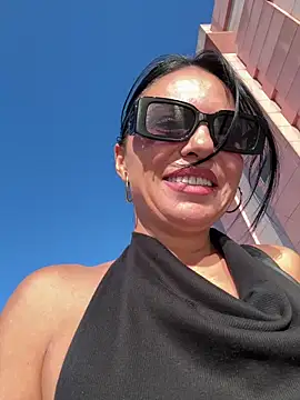 KimKelly13 online show from September 14, 2025, 1:54 pm