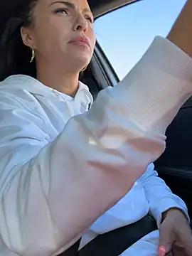 Snapshot of KimKelly13 chatting on April 4, 2026, 8:45 am KimKelly13 online show from April 4, 2026, 8:45 am