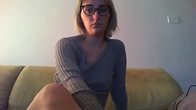 Snapshot of sexy_blondie92 chatting on January 13, 2025, 10:24 pm sexy blondie92 online show from January 13, 2025, 10:24 pm