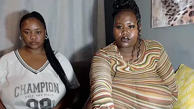 Snapshot of MissTiTi01 chatting on January 3, 2025, 8:22 pm MissTiTi01 online show from January 3, 2025, 8:22 pm