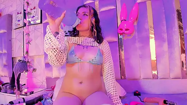 Snapshot of Broklinwhite_ chatting on February 15, 2025, 3:50 pm Broklinwhite online show from February 15, 2025, 3:50 pm