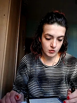 LadyMinnie online show from November 4, 2025, 10:03 am