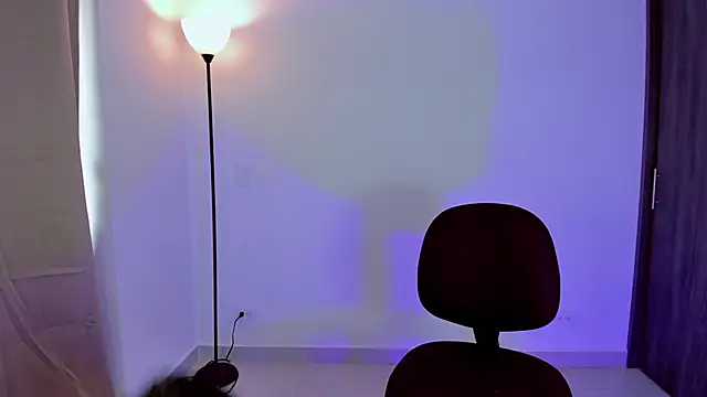 Snapshot of Lilabril chatting on January 27, 2025, 2:02 pm Lilabril online show from January 27, 2025, 2:02 pm