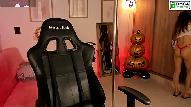 Snapshot of Lilabril chatting on October 9, 2025, 2:59 pm Lilabril online show from October 9, 2025, 2:59 pm