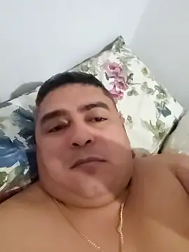 Snapshot of gordito_xx chatting on February 22, 2025, 11:35 pm gordito xx online show from February 22, 2025, 11:35 pm