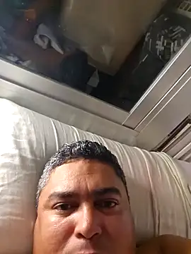 Snapshot of gordito_xx chatting on October 28, 2025, 10:23 pm gordito xx online show from October 28, 2025, 10:23 pm