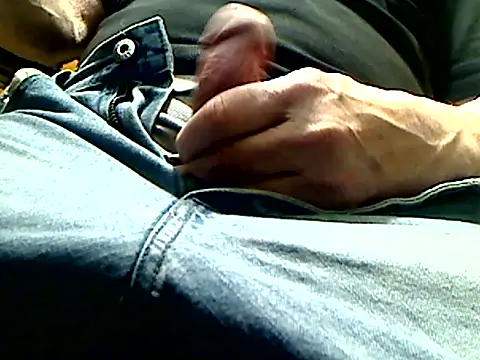 markluvskitty online show from December 2, 2025, 3:18 pm