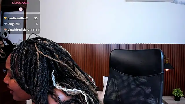 chanel brunette online show from February 23, 2025, 12:41 am