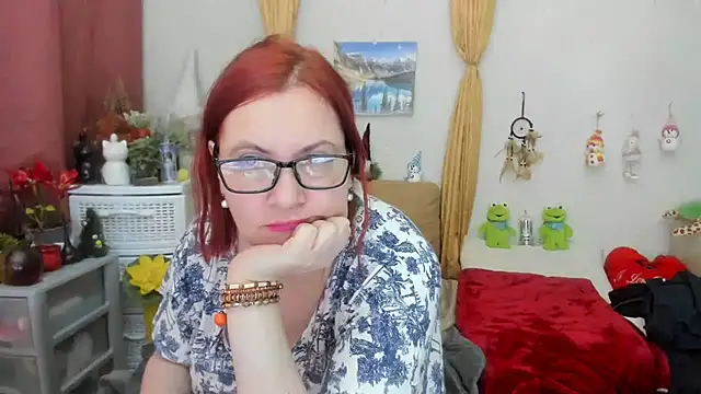 Snapshot of PlayfullMature chatting on February 1, 2025, 3:41 am PlayfullMature online show from February 1, 2025, 3:41 am