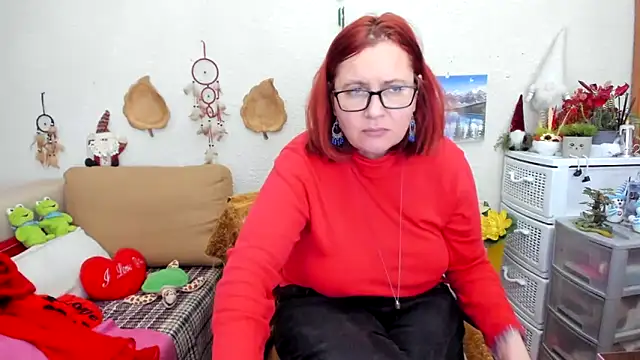 Snapshot of PlayfullMature chatting on February 13, 2025, 2:52 pm PlayfullMature online show from February 13, 2025, 2:52 pm