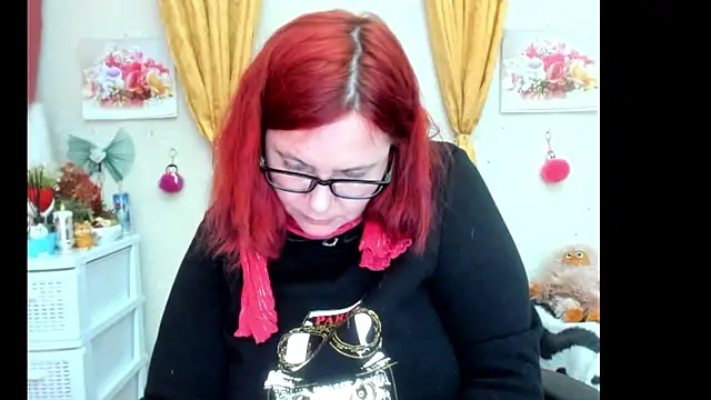 PlayfullMature online show from October 3, 2025, 2:58 pm