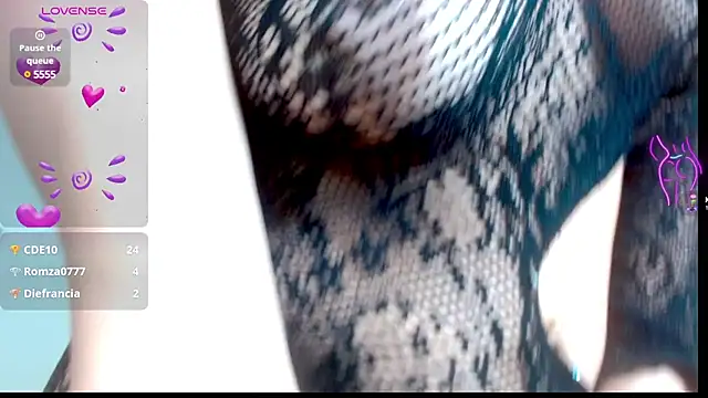 Eva Hoot online show from March 10, 2025, 4:35 pm