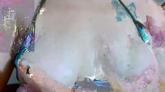 Eva Hoot online show from October 8, 2025, 4:37 pm