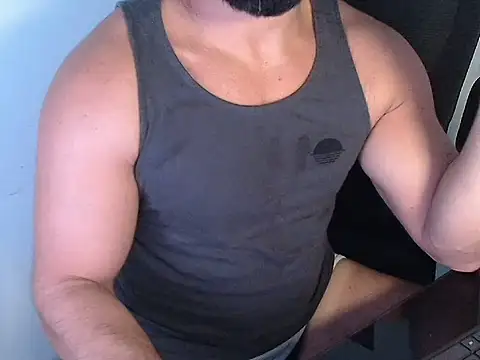TopDaddy23 online show from June 17, 2026, 3:02 pm
