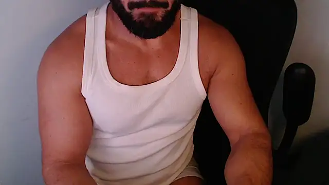 TopDaddy23 online show from June 24, 2026, 2:10 am
