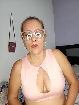 deisy summers47x online show from January 30, 2025, 2:36 pm