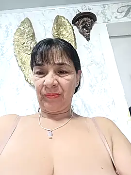 Snapshot of biancchi chatting on July 6, 2026, 10:56 am biancchi online show from July 6, 2026, 10:56 am