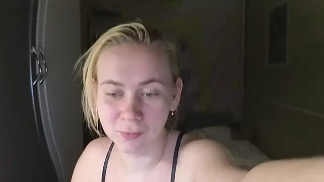 Riley Roo online show from February 27, 2026, 6:19 pm